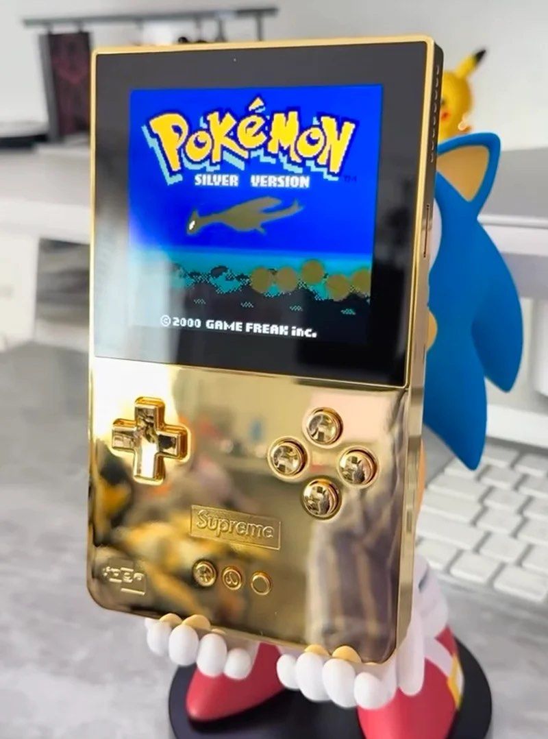 INSTOCK | Supreme Analogue Pocket 24K Gold-Plated (Category: Nintendo) located in Singapore. Submitted by originalfook (Listing ID 1458386567, Image 8). Description: ✅ Trusted Seller Since 2013 ✅ 7000+ 5 Star Reviews ✅ Ready Stocks ✅ 100% Authentic else 2x refund ✅ Free Delivery for orders >$50 Size: 8.9cm x 14.6cm WA us 9 2 3 6 6 6 9 9 📍Visit our store: 1 Tampines North Drive 1 #03-24 S528559 check out ORIGINALFOOK. COM.