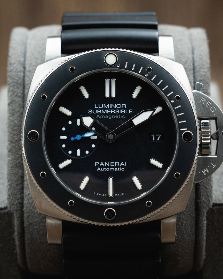 🔥VALUE🔥 Panerai PAM01389 Luminor Submersible Amagnetic Automatic Black Dial Titanium 47mm 2018 Full Set Like New Pam1389 (Category: Watches) located in Singapore. Submitted by gdtimepieces (Listing ID 1458339481, Image 1). Description: ** Open to trades up/down! ** ** Shop Based ** Hi all, up for sales today is a Panerai PAM01389 Luminor Submersible Amagnetic. A seriously cool and uncommon Submersible, featuring a striking ceramic bezel that gi