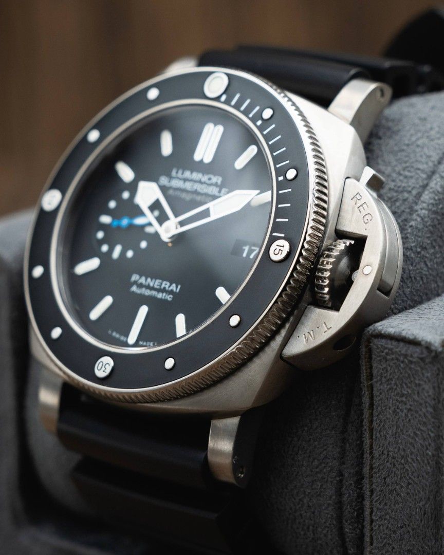 🔥VALUE🔥 Panerai PAM01389 Luminor Submersible Amagnetic Automatic Black Dial Titanium 47mm 2018 Full Set Like New Pam1389 (Category: Watches) located in Singapore. Submitted by gdtimepieces (Listing ID 1458339481, Image 4). Description: ** Open to trades up/down! ** ** Shop Based ** Hi all, up for sales today is a Panerai PAM01389 Luminor Submersible Amagnetic. A seriously cool and uncommon Submersible, featuring a striking ceramic bezel that gi