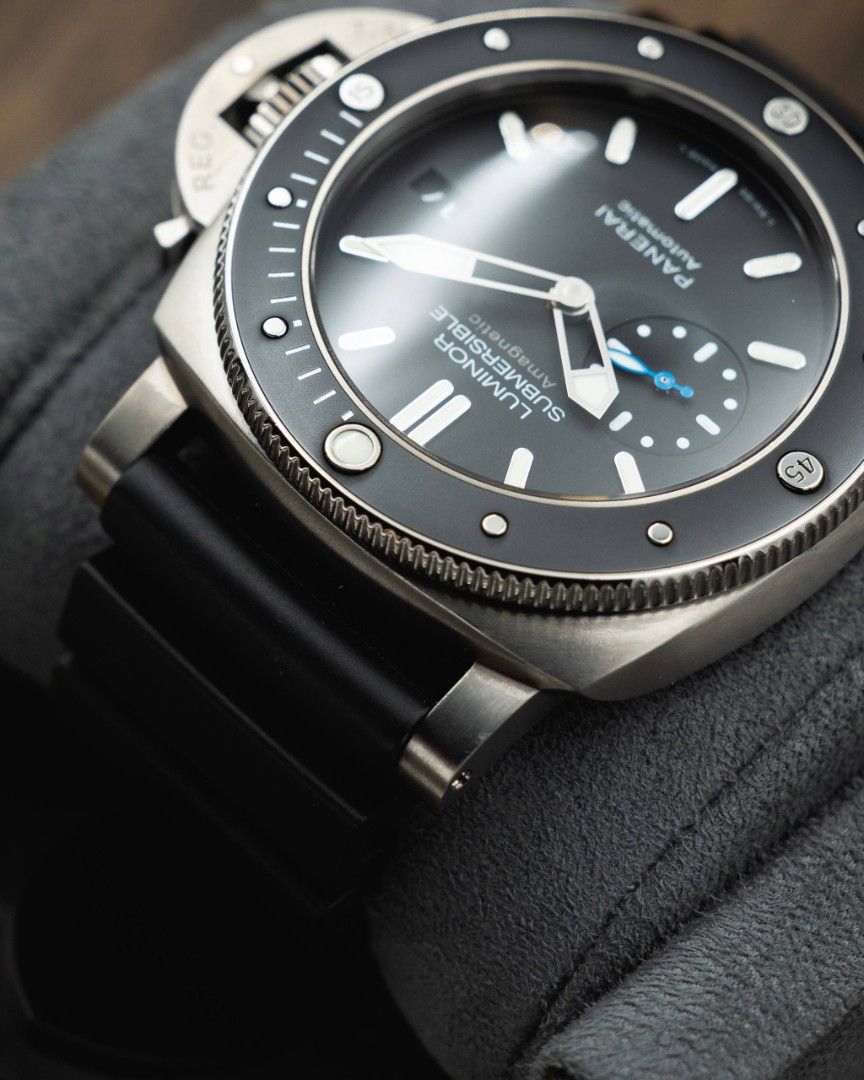 🔥VALUE🔥 Panerai PAM01389 Luminor Submersible Amagnetic Automatic Black Dial Titanium 47mm 2018 Full Set Like New Pam1389 (Category: Watches) located in Singapore. Submitted by gdtimepieces (Listing ID 1458339481, Image 3). Description: ** Open to trades up/down! ** ** Shop Based ** Hi all, up for sales today is a Panerai PAM01389 Luminor Submersible Amagnetic. A seriously cool and uncommon Submersible, featuring a striking ceramic bezel that gi