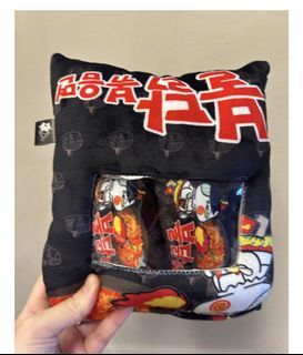 Play united PU arcade snack pack soft toy plush plushie - SAMYANG BLACK SPICY INSTANT NOODLES HOT CHICKEN