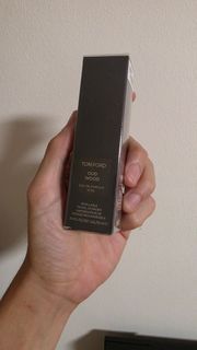 Tom Ford Oud Wood Refillable Travel Atomizer Eau de Parfum 10ml