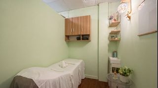 Private Beauty Room Rental @ Chinatown
Full-Time or Fixed-Day Long-Term Available