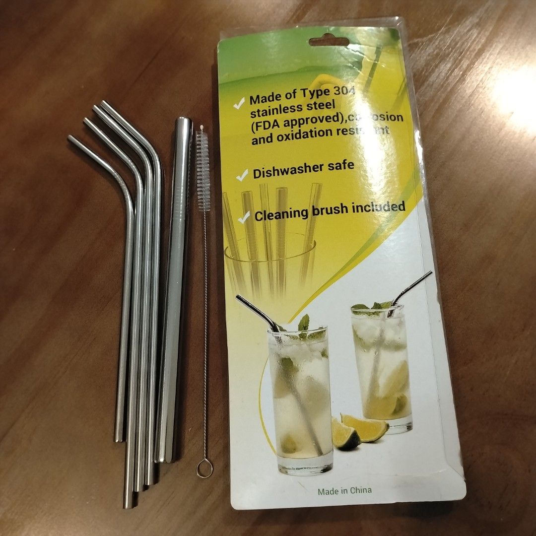 Stainless steel straw (Category: Dinnerware & Cutlery) located in Singapore. Submitted by adore.tan (Listing ID 1453962704, Image 1). Description: .