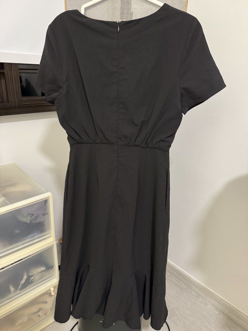Lilypirates Black work dress with mermaid hem (Category: Dresses) located in Singapore. Submitted by buymycloset (Listing ID 1454538104, Image 2). Description: .