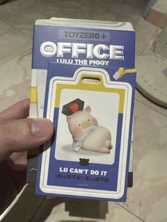 Office Lulu the Piggy