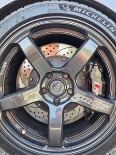8 mini pot big brake kit. Caliper re-painted with RS3 logo.