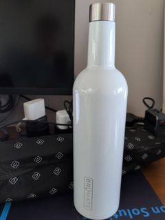 BRUMATE White Insulated  25 OZ Wine Canteen Glitter White