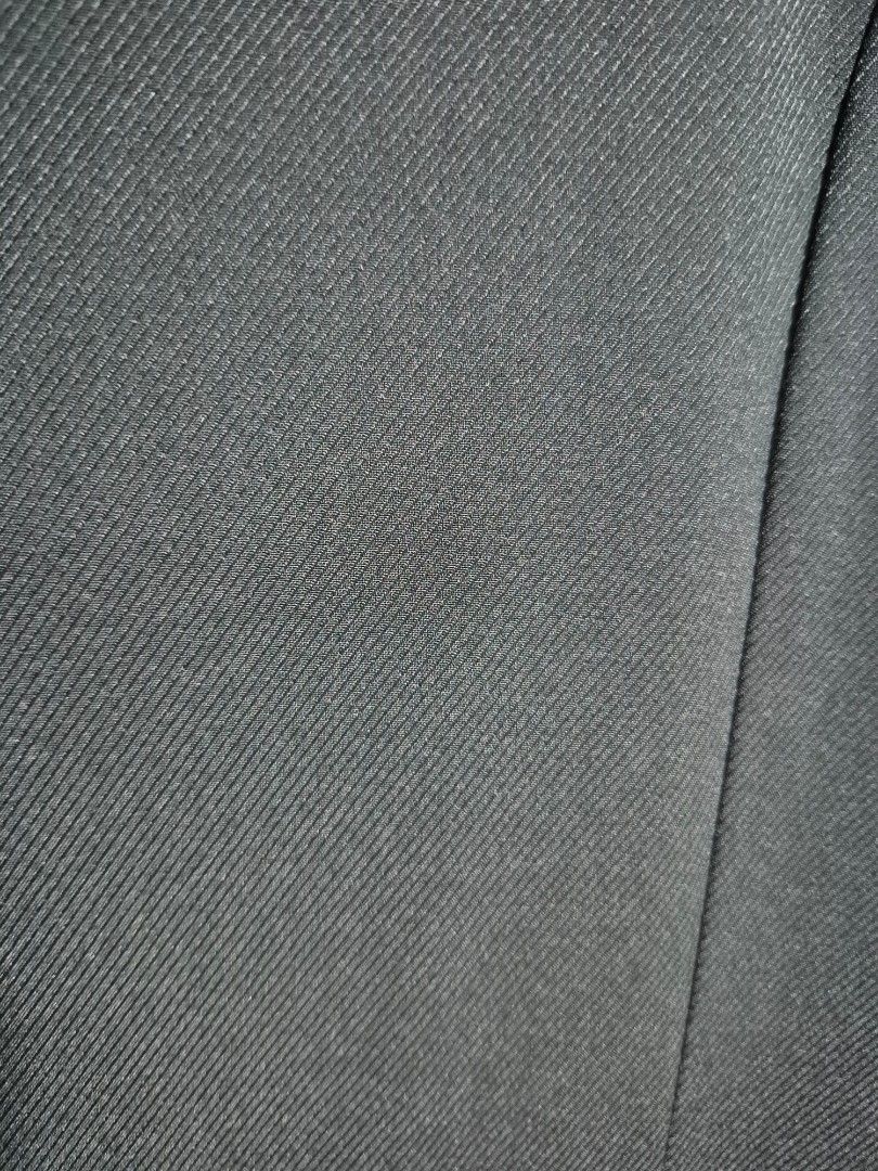 Dark Green Button-Up Long top (Category: Longsleeves) located in Singapore. Submitted by hudhud2310 (Listing ID 1454655937, Image 4). Description: - Dark green long-sleeve top - Full button-up front - Two side pockets - Subtle textured weave fabric - Elasticated back waist for comfortable fit - Suitable for casual and semi-formal occasions.