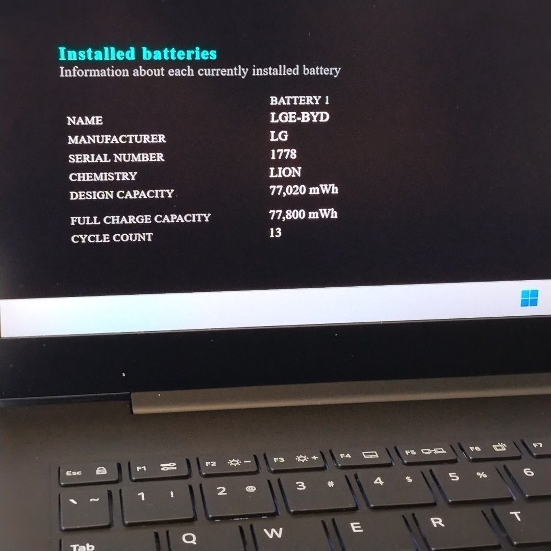 LG Gram Copilot+ AI Core Ultra 7 355 32GB 512GB 17" 2.5K Ultrabook Laptop (Category: Laptops & Notebooks) located in Singapore. Submitted by _k_w_l (Listing ID 1459127105, Image 4). Description: LG Gram Pro AI 17 (17Z90U) Copilot+ Ultrabook Laptop U.P: $3,599.00 Specs: Intel Core Ultra 7 355 Processor (up to 4.70 Ghz) 32GB DDR5 RAM 512GB NVMe SSD with Dual SSD Slot 17" IPS screen (2.5K) Dual AI (On-Device AI + Cloud AI), Copilot+, LG Gram AI, LG 