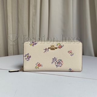 COACH White Long Wallet Zip Purse Women ItemR0384