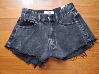 Vero Moda Black Denim Shorts with Frayed Hem